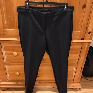 Worthington Black Skinny Ponte Ankle Pants